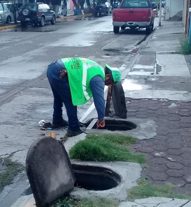 El Ayuntamiento de Soledad realiza desazolve en canales y limpieza de drenajes del municipio