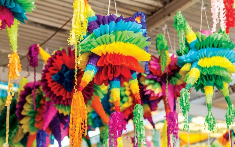 Soledad invita a su primer concurso de piñatas tradicionales