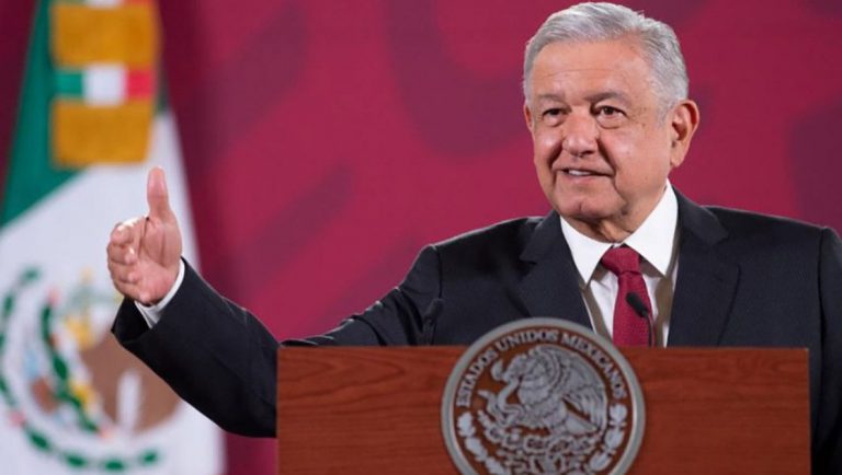 Presidente de Argentina, asegura que México tiene el primer presidente decente y honesto