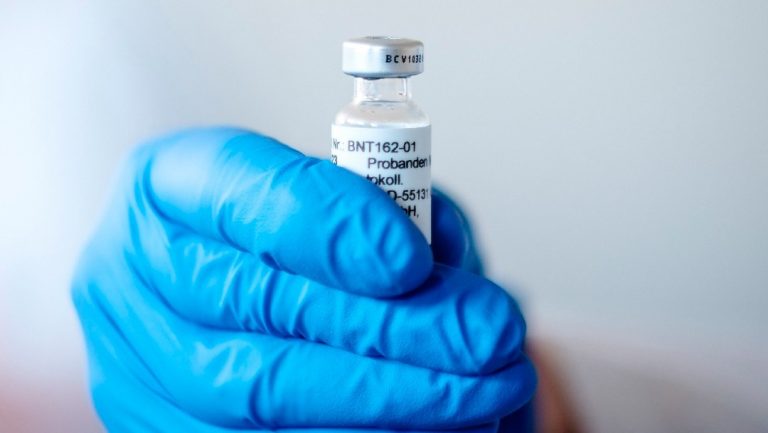 Agencia Europea del Medicamento aprueba vacuna COVID-19 de Pfizer