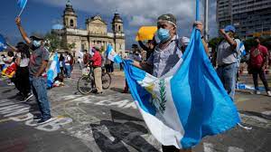 El presidente de Guatemala decreta estado de calamidad por la variante Delta