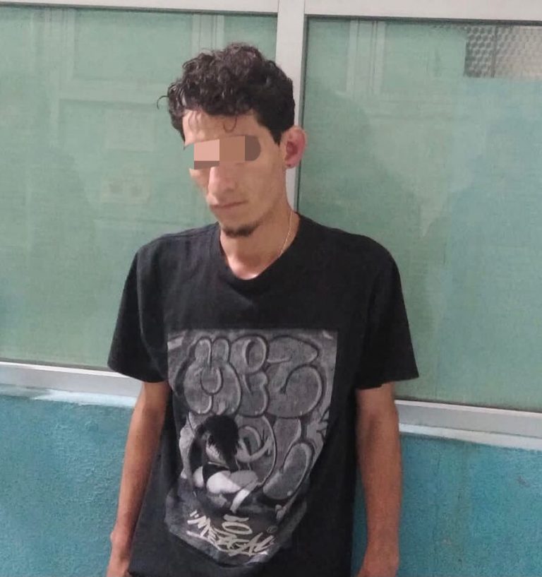 Sujeto es detenido con droga en Santo Tomás