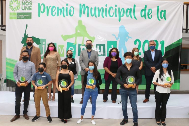 Ayuntamiento de Soledad reconoce el talento de su juventud