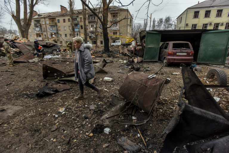 Kiev confirma liberación de 116 combatientes ucranianos en intercambio