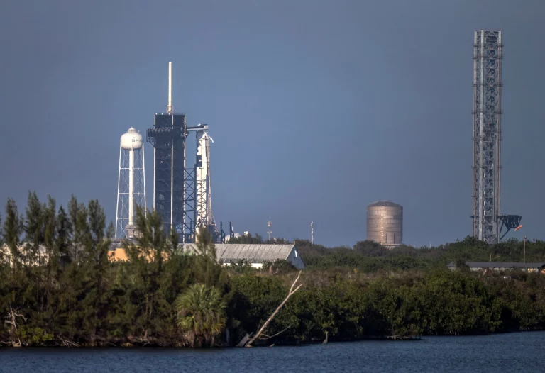 NASA y SpaceX están listas para la próxima misión de abastecimiento a la EEI