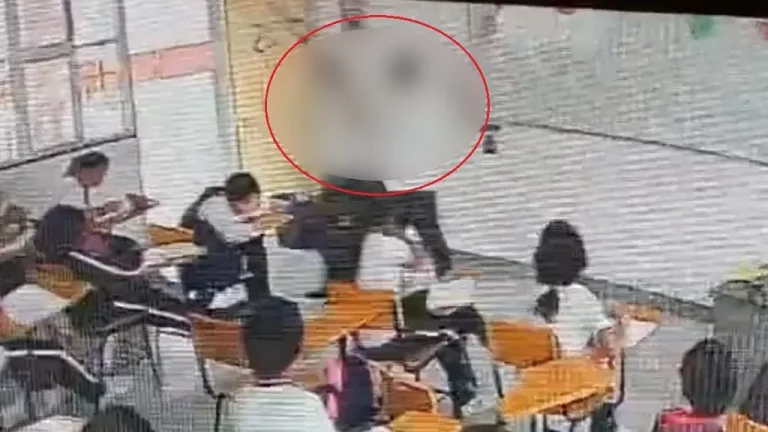 Alumno ataca con navaja a profesora de secundaria en Coahuila