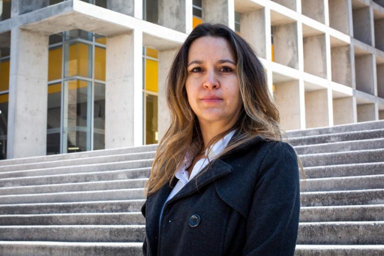 Niñas y adolescentes deben tener apertura a la ciencia: Dra. Sofía Bernal, investigadora de la Facultad de Medicina de la UASLP