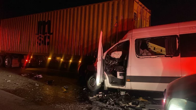 Al menos 10 muertos en accidente carretero en San Luis Potosí