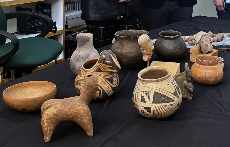 México recibe 41 piezas arqueológicas del Departamento de Cultura de Nuevo México