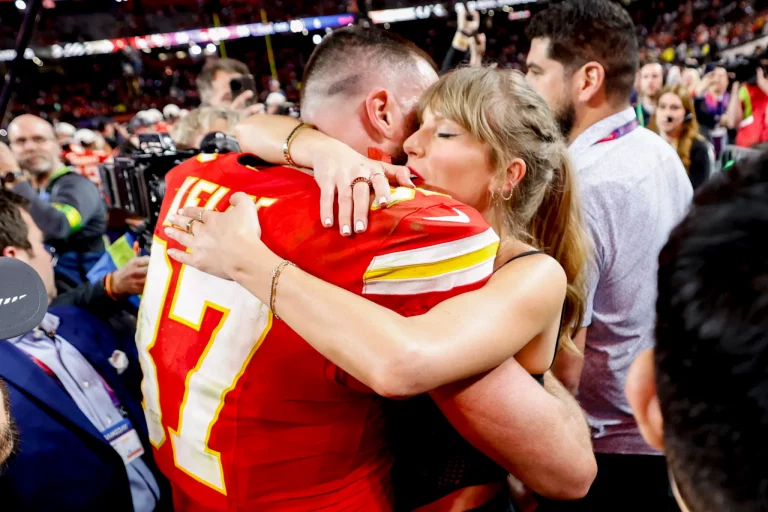Super Bowl de Chiefs y Taylor Swift rompe el récord de emisión televisiva más vista en EE.UU.