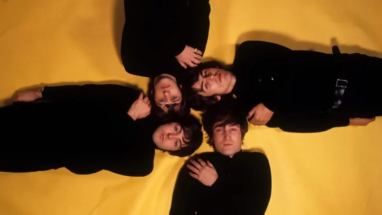 Subastarán tres casetes con grabaciones de los Beatles de 1966
