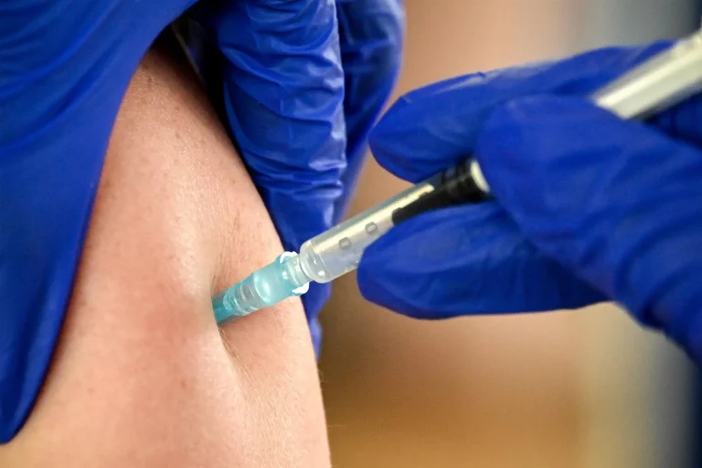 Las vacunas salvaron 154 millones de vidas en el mundo en medio siglo, según la OMS