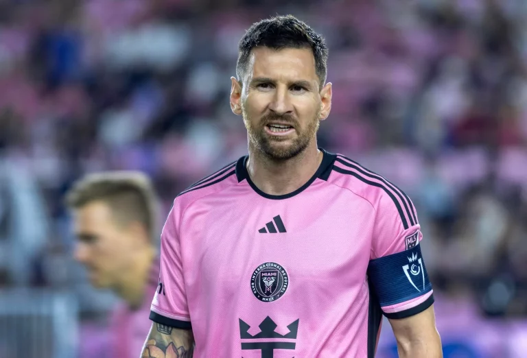 Martino deja en el aire la participación de Messi contra Monterrey