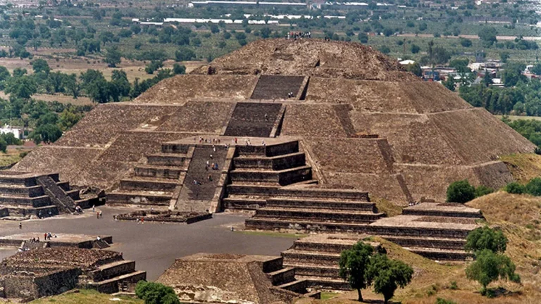 “Separan” las pirámides del Sol y la Luna; se ubican en municipios diferentes