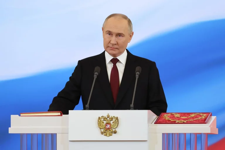 Putin ofrece diálogo a Occidente tras ser investido presidente de Rusia para un quinto mandato