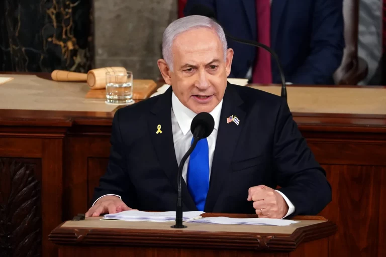 Netanyahu promete al Congreso de EE.UU. no ocupar Gaza y acusa a Irán de instigar protestas