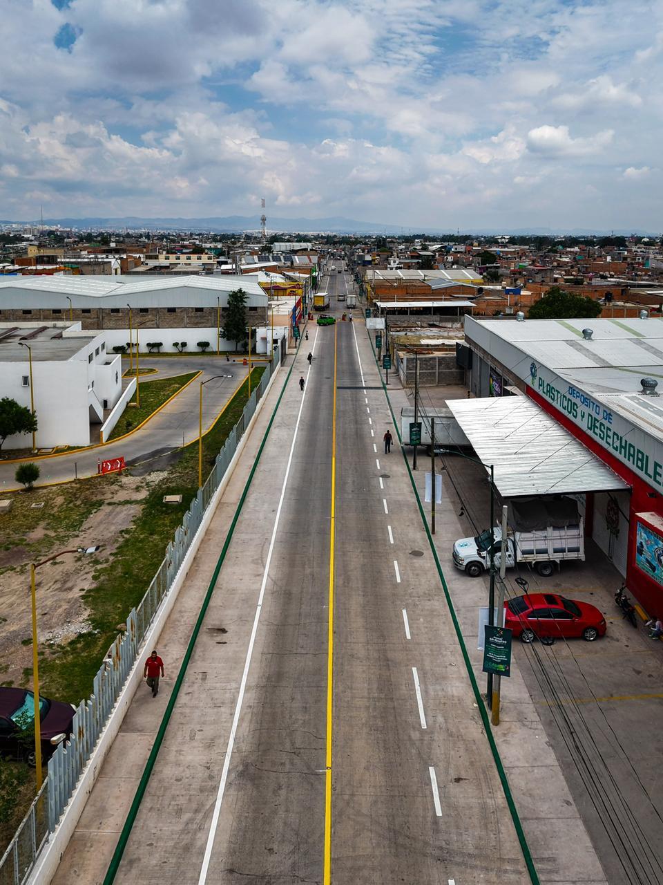 RICARDO GALLARDO Y JUAN MANUEL NAVARRO TRANSFORMAN Y REVITALIZAN AVENIDA CAMINO A LA LIBERTAD