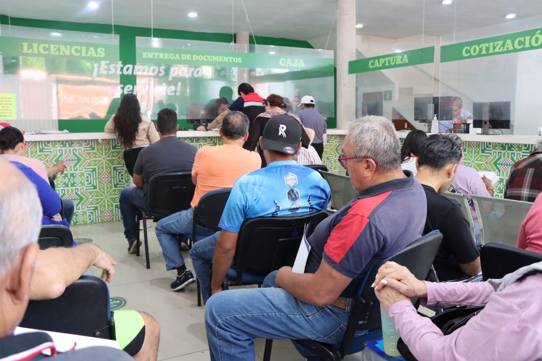 SECRETARÍA DE FINANZAS MANTIENE ATENCIÓN DURANTE PERIODO VACACIONAL